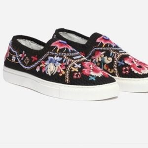 Johnny Was 8.5 Festival Floral Embroidered Slip-On Shoes